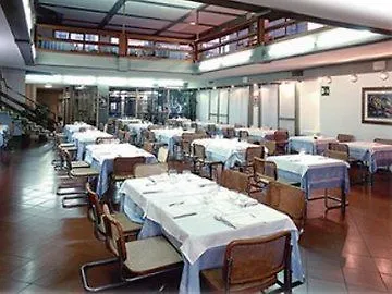 Universo Hotel 3*